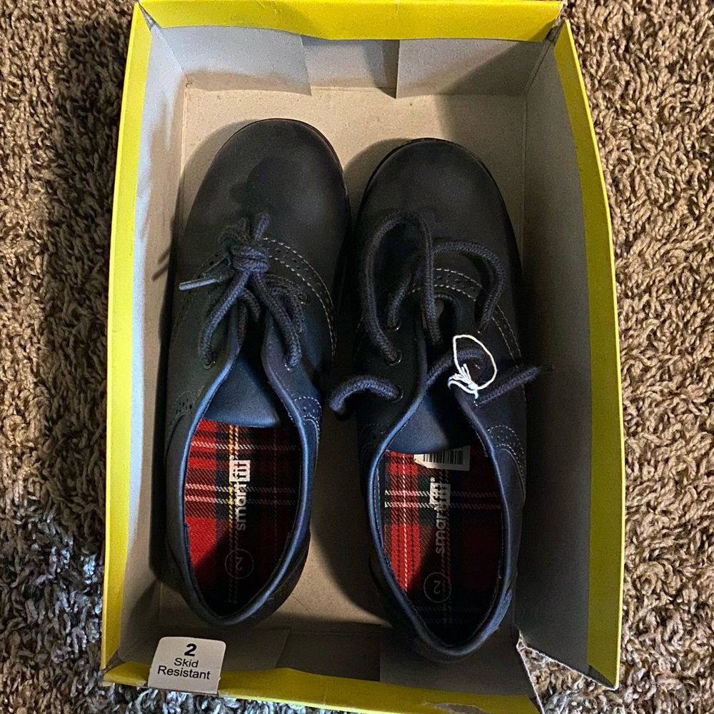 Dress shoes boys size 2